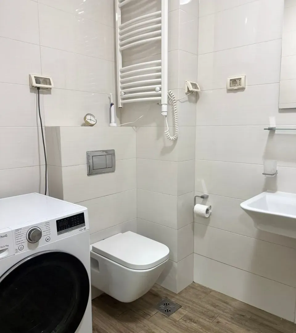 Prodaja, četvorosoban stan, 72m², Podgorica, Crna Gora