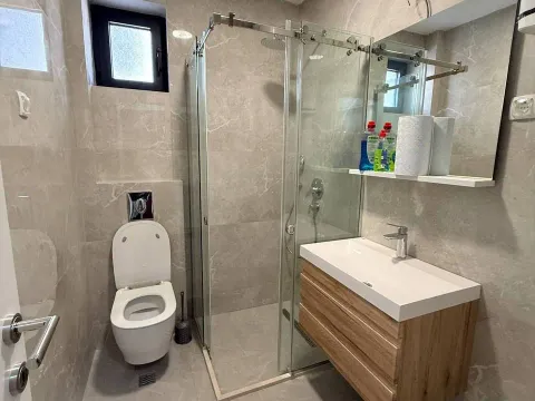 Sale, one bedroom apartment, 47m², Centar, Budva - image 6