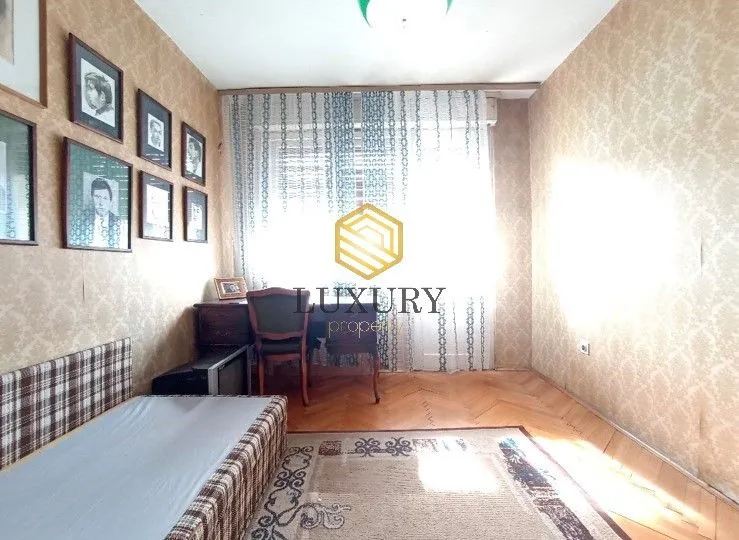 Prodaja, dvosoban stan, 75m², Centar, Podgorica