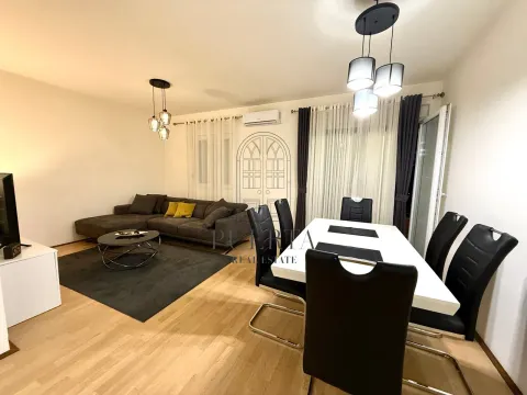 Rent, two bedroom apartment, 70m², 1 maj, Podgorica - image 3