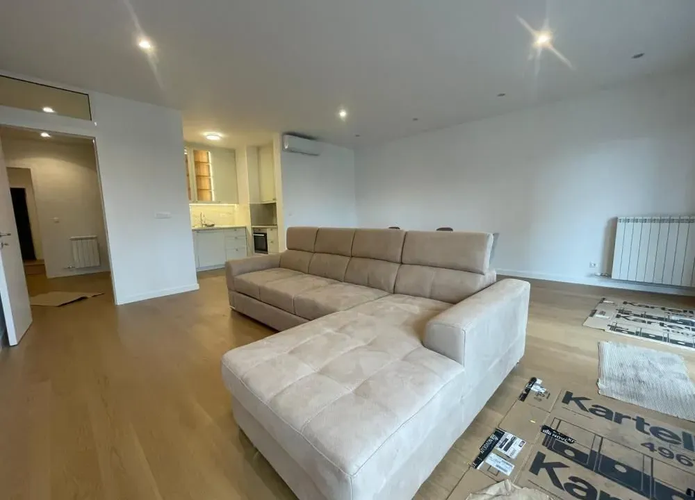 Rent, three bedroom apartment, 99m², Vračar Hram, Vračar Sve Podlokacije