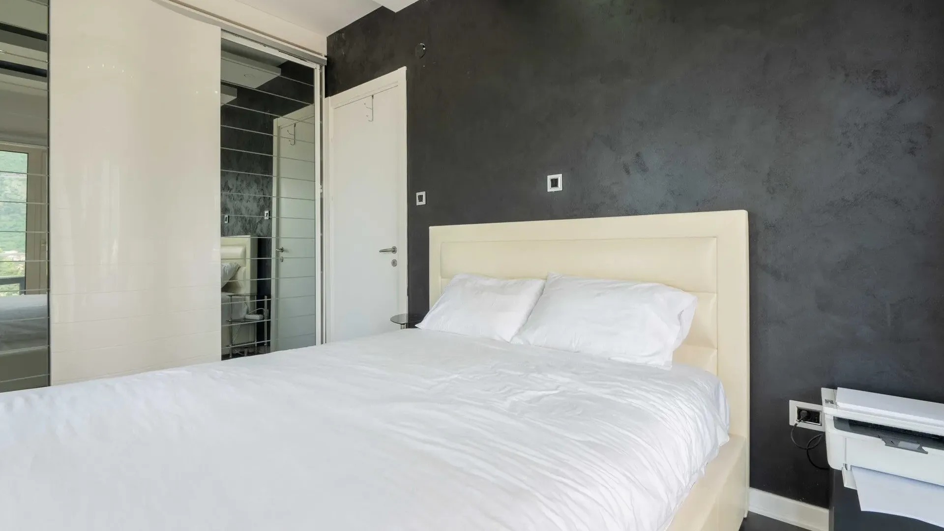Sale, two bedroom apartment, 104m², Tre Canne, Budva