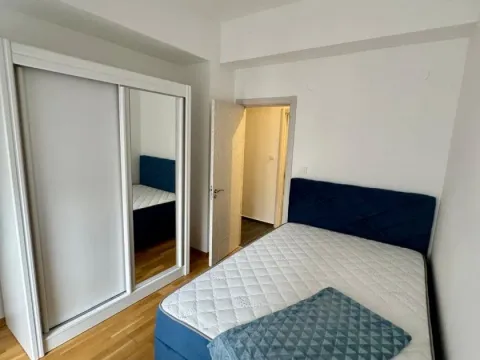 Izdavanje, trosoban stan, 74m², Ljubović, Podgorica - image 4