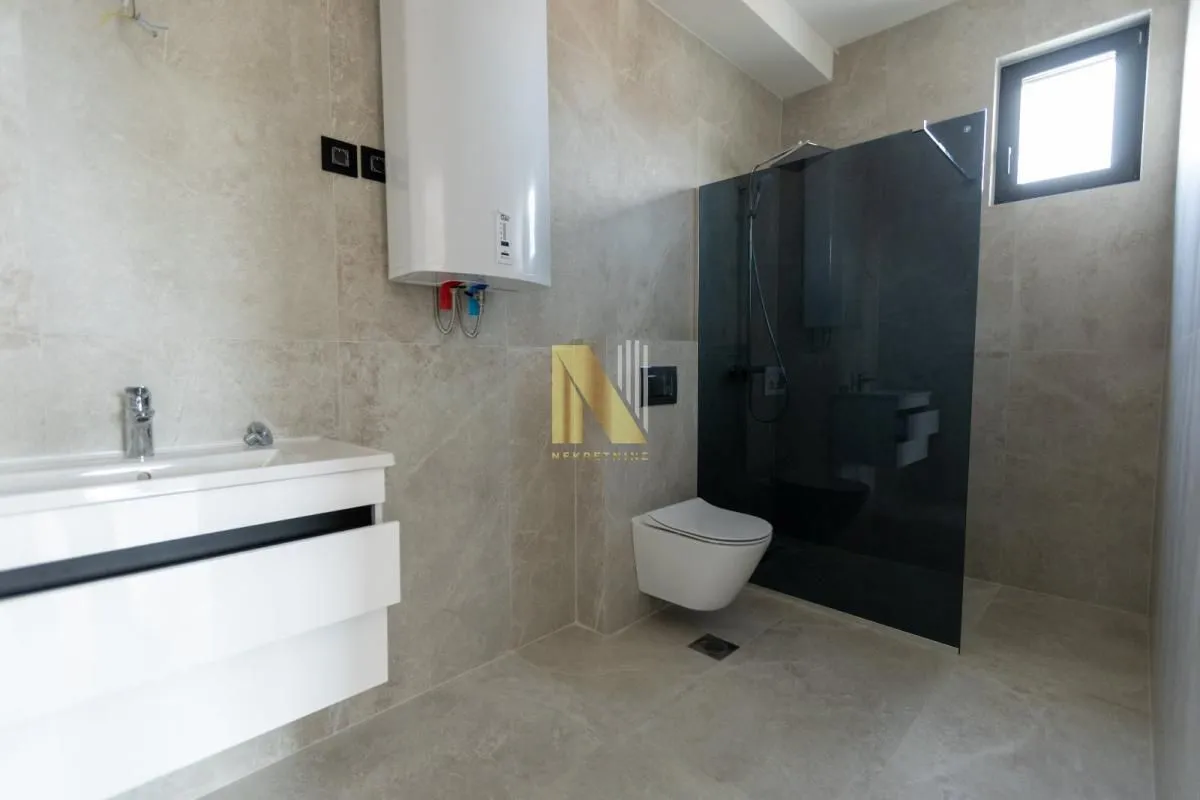 Prodaja, stan, 142m², Telep, Novi Sad Sve Podlokacije