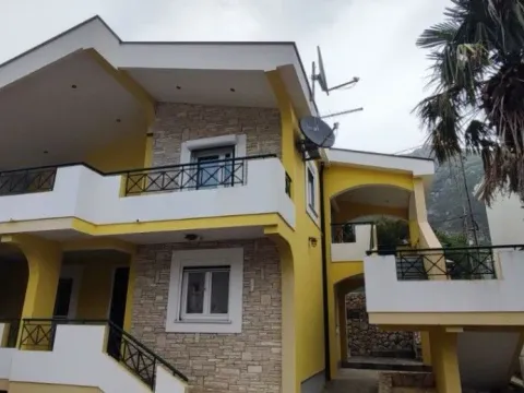 Sale, house, 200m², Sutomore, Bar - image 2