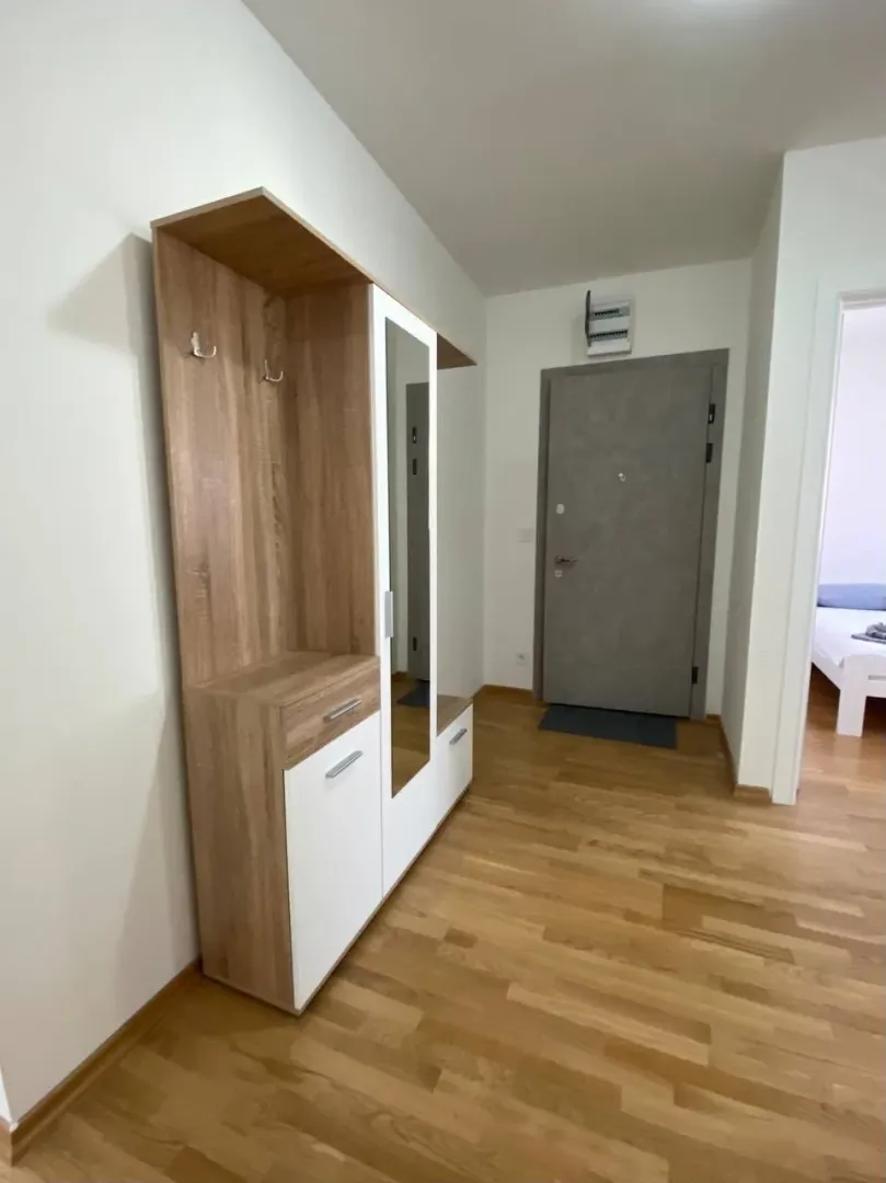 Rent, two bedroom apartment, 65m², Rafailovići, Budva