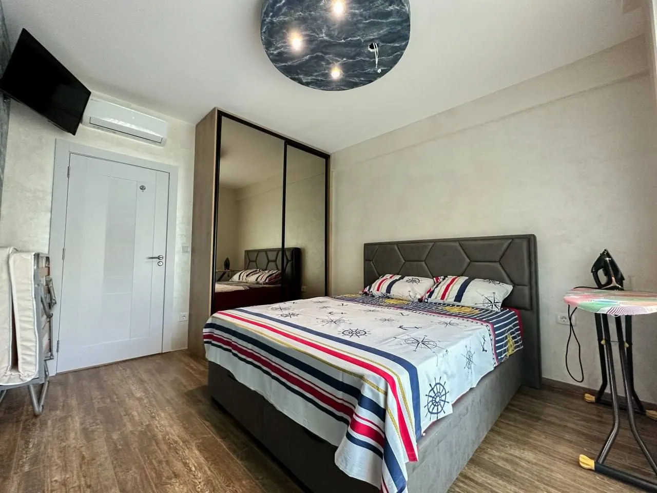Rent, one bedroom apartment, 55m², Bečići, Budva