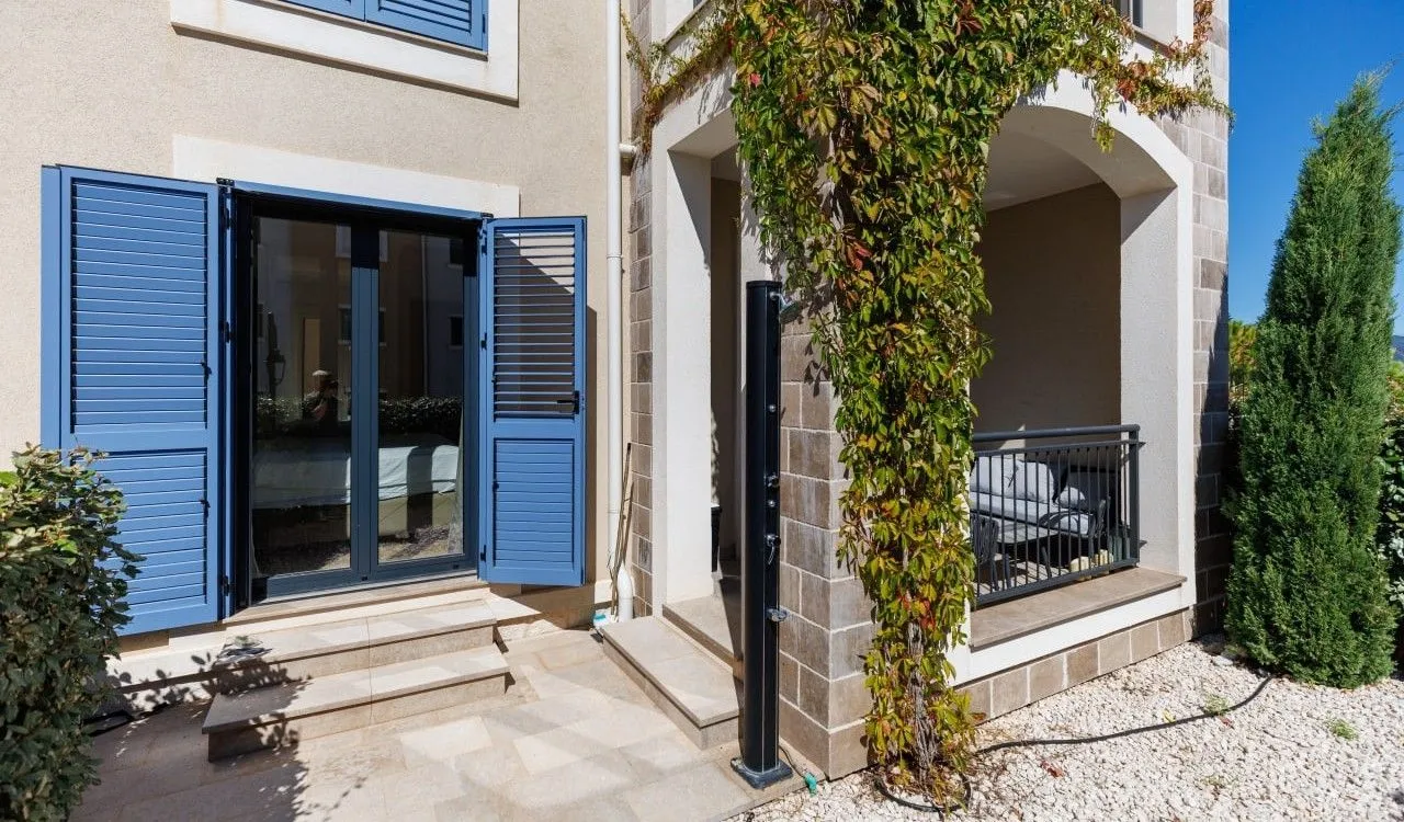 Prodaja, jednosoban stan, 50m², Luštica Bay, Tivat