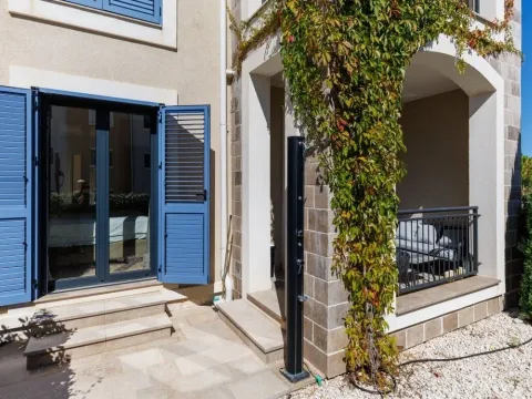 Prodaja, garsonjera, 50m², Luštica, Tivat - image 11