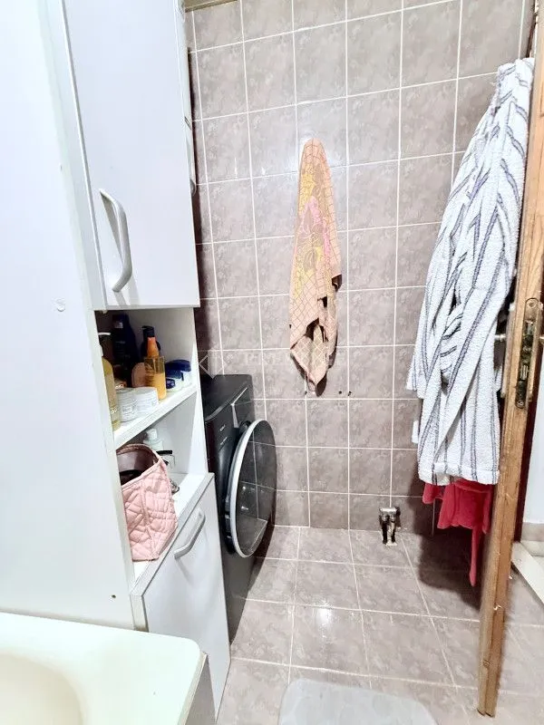 Prodaja, dvosoban stan, 80m², Stara Varoš, Podgorica