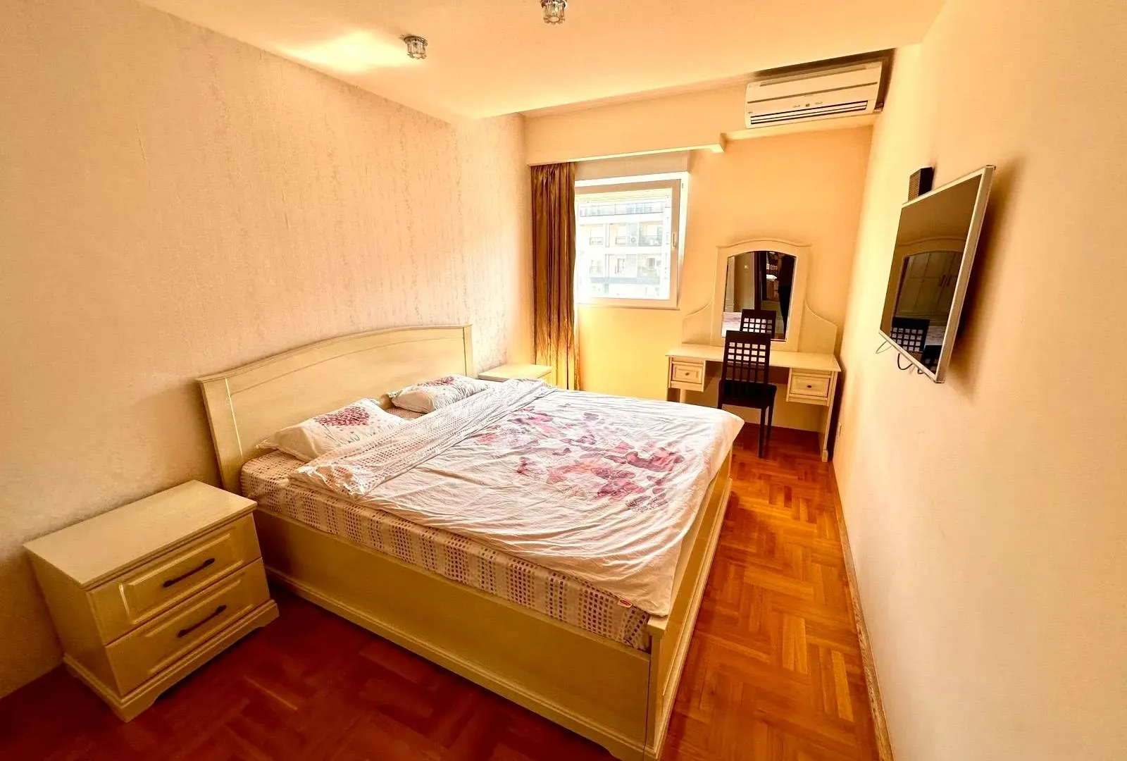 Prodaja, dvosoban stan, 92m², City Kvart, Podgorica