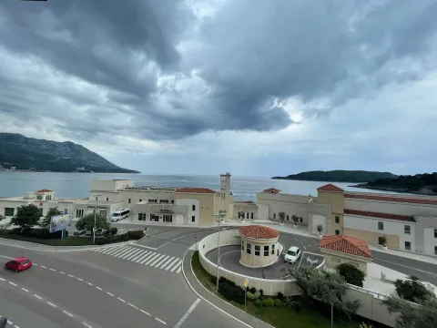 Izdavanje, dvosoban stan, 68m², Bečići, Budva - image 3
