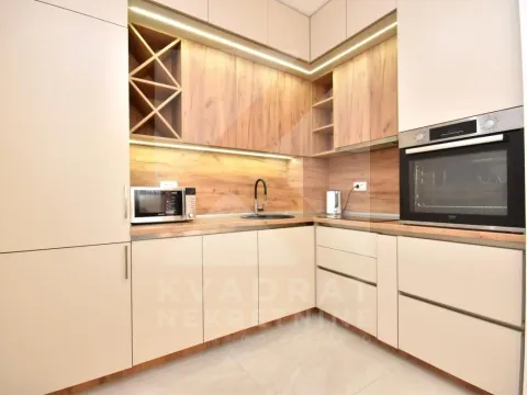 Izdavanje, jednosoban stan, 48m², New City, Podgorica - image 3