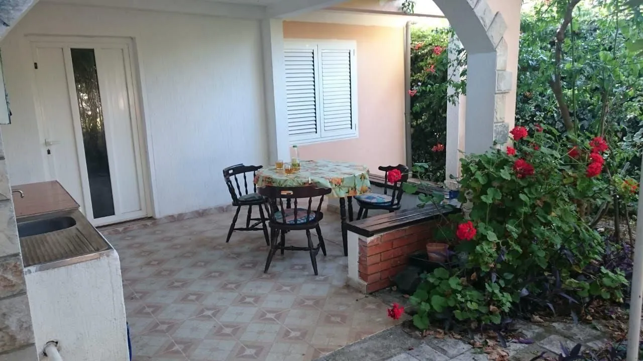 Sale, house, 160m², Utjeha, Ulcinj