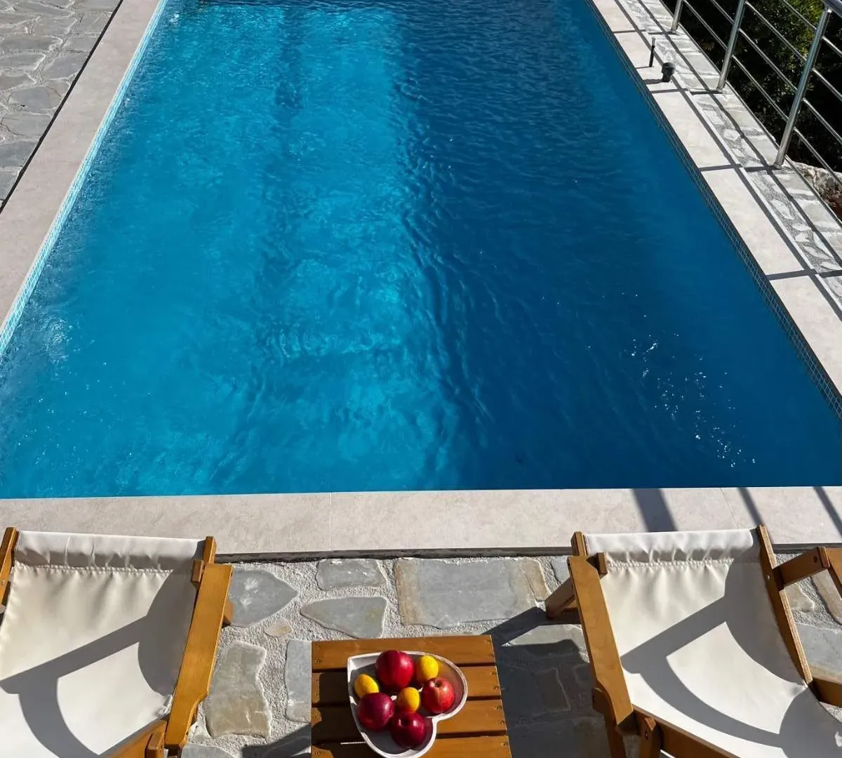 Izdavanje, kuća, 63m², Krimovica, Kotor