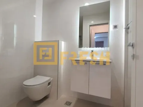 Prodaja, trosoban stan, 105m², Stari Aerodrom, Podgorica - image 11