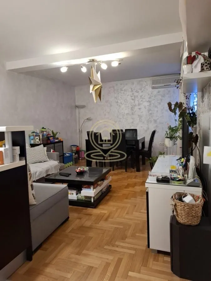 Prodaja, četvorosoban stan, 87m², Kotež 1, Pančevo