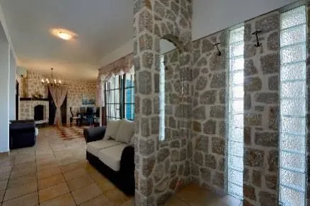 Prodaja, kuća, 235m², Kostanjica, Kotor - image 3