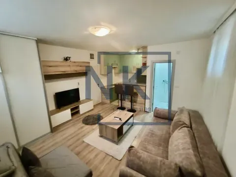 Izdavanje, garsonjera, 28m², 1 maj, Podgorica - image 3