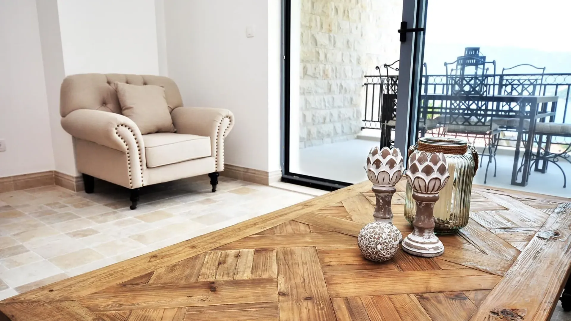 Sale, two bedroom apartment, 82m², Risan, Kotor