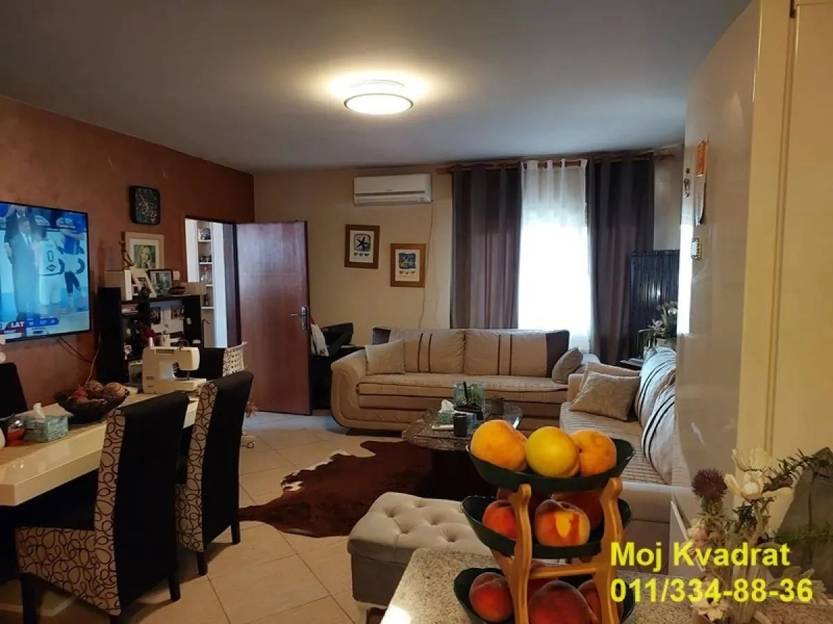 Prodaja, kuća, 381m², Leštane, Grocka