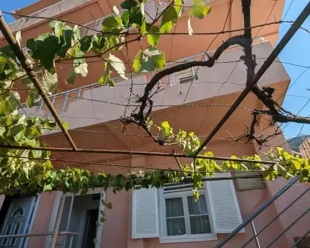 Prodaja, kuća, 500m², Sutomore, Bar