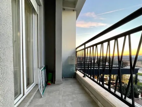 Izdavanje, jednosoban stan, 50m², Stari Aerodrom, Podgorica - image 5