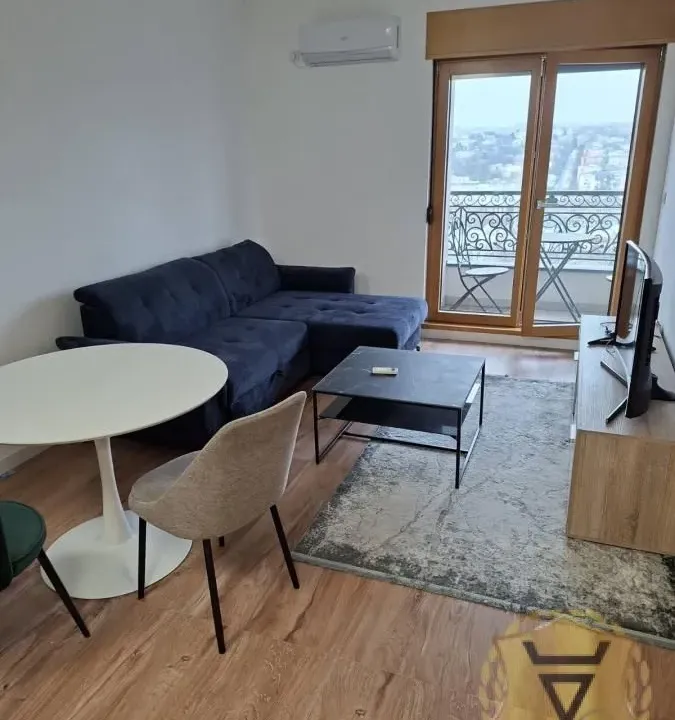 Izdavanje, jednosoban stan, 42m², Trošarina, Voždovac Sve Podlokacije