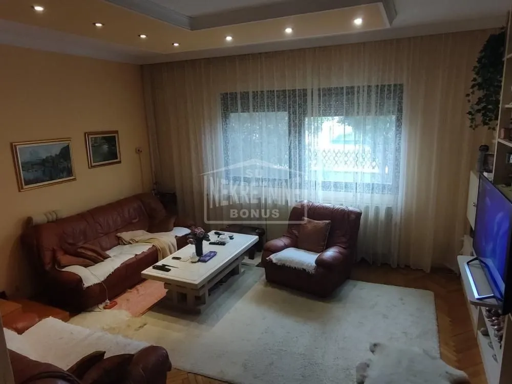 Prodaja, kuća, 132m², Makova Sedmica, Subotica