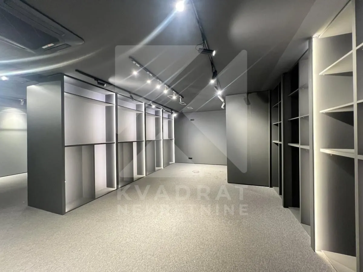 Rent, office space, 150m², Nova Dalmatinska, Podgorica