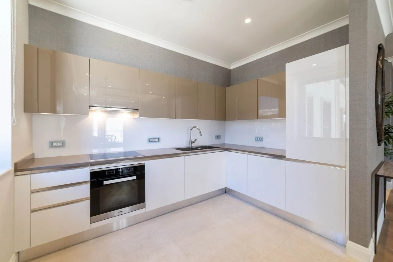 Prodaja, dvosoban stan, 88m², Kumbor, Herceg Novi