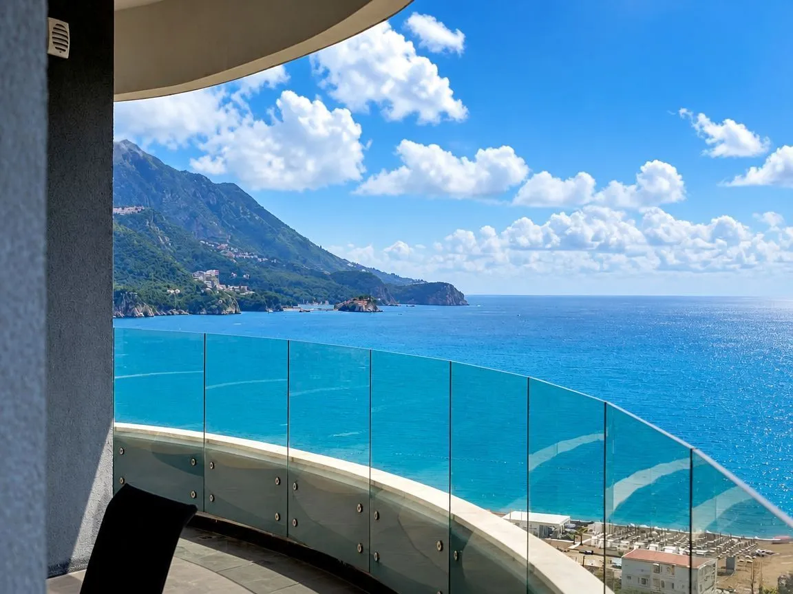 Prodaja, dvosoban stan, 115m², Bečići, Budva