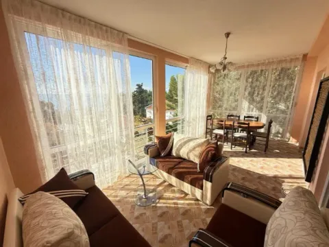 Prodaja, kuća, 178m², Šušanj, Bar - image 1