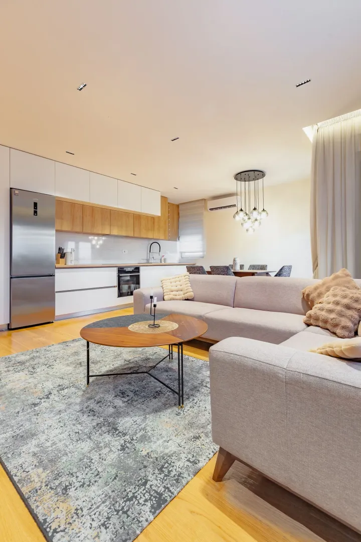 Rent, two bedroom apartment, 100m², Central Point, Podgorica