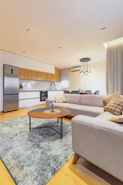 Rent, two bedroom apartment, 100m², Central Point, Podgorica - image 13