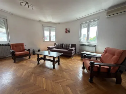 Sale, two bedroom apartment, 65m², Kalenić Pijaca, Vračar Sve Podlokacije - image 3