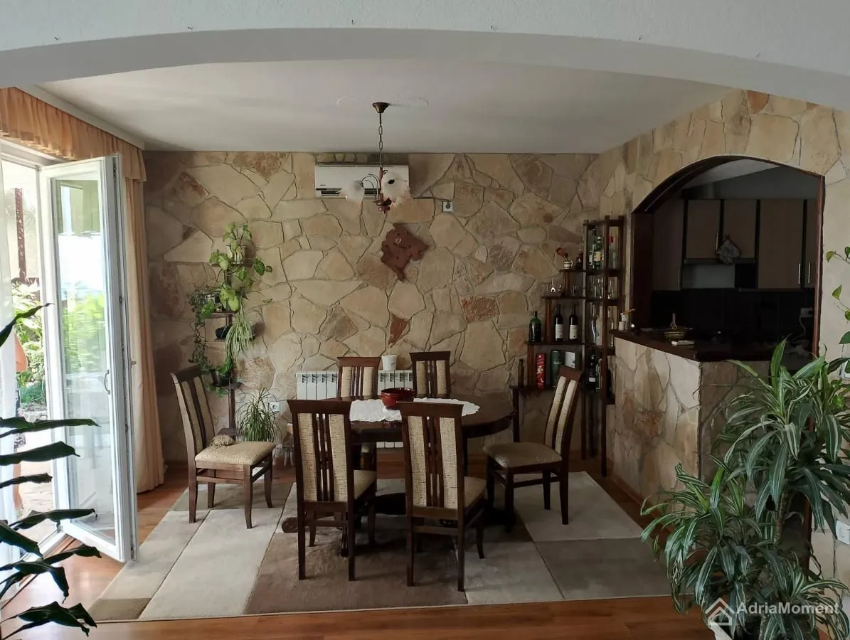 Prodaja, kuća, 193m², Mojdež, Herceg Novi
