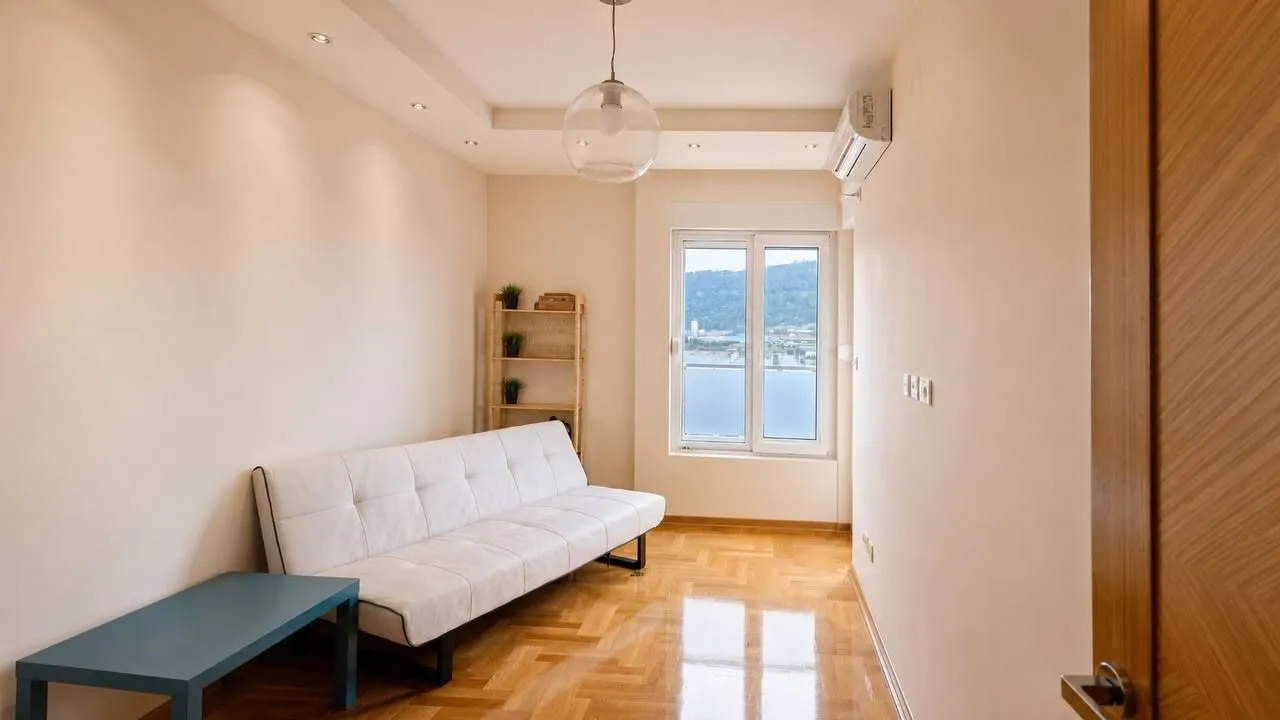 Sale, four bedroom apartment, 148m², Centar, Bar