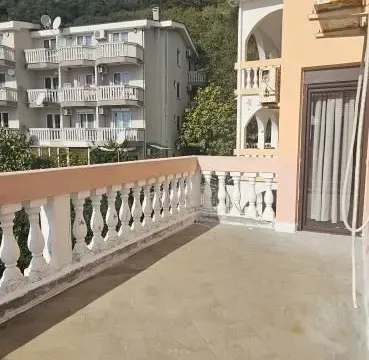 Sale, one bedroom apartment, 60m², Petrovac, Budva - image 3
