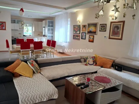 Izdavanje, kuća, 200m², Sremska Kamenica, Petrovaradin - image 5