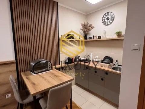 Prodaja, garsonjera, 24m², Blok 6, Podgorica - image 9