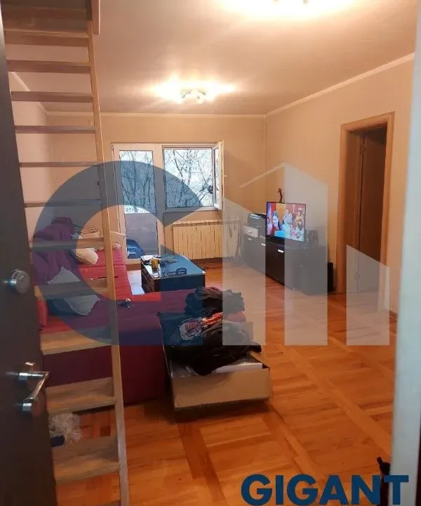 Prodaja, trosoban stan, 97m², Karaburma, Palilula Sve Podlokacije