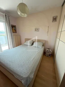 Izdavanje, dvosoban stan, 70m², City Kvart, Podgorica - image 11