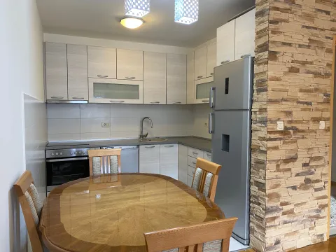 Rent, one bedroom apartment, 45m², Stari Aerodrom, Podgorica - image 2