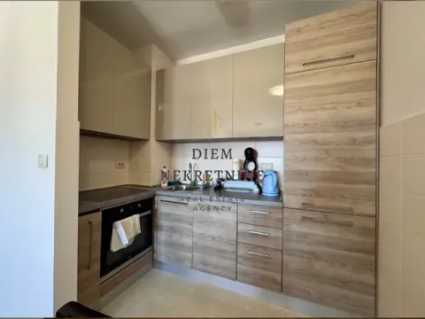 Rent, one bedroom apartment, 50m², City Kvart, Podgorica - image 4