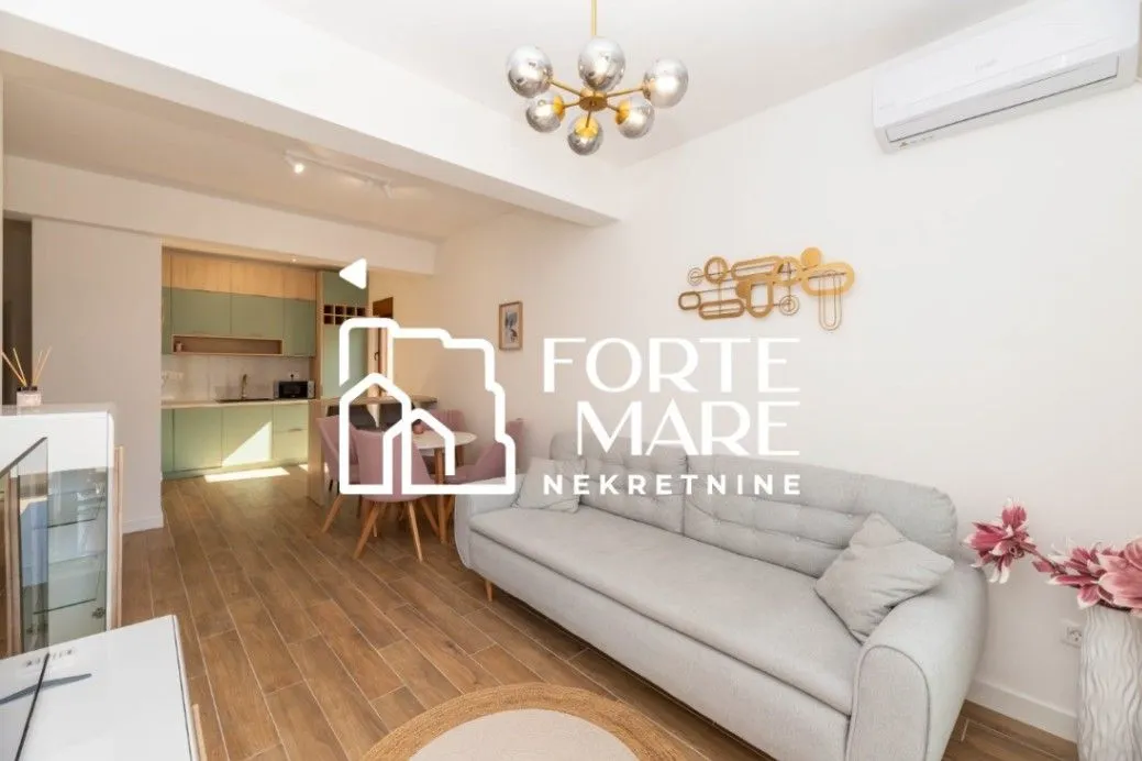 Sale, one bedroom apartment, 50m², Đenovići, Herceg Novi