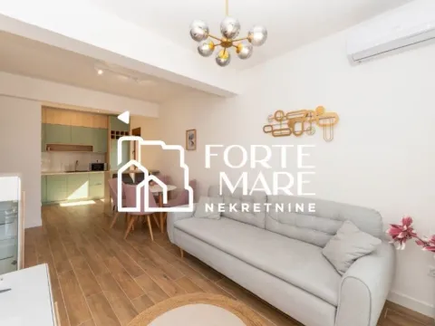 Prodaja, jednosoban stan, 50m², Đenovići, Herceg Novi