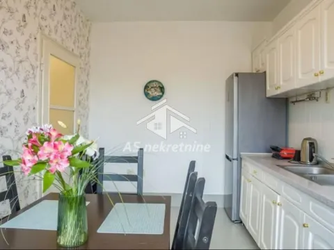 Rent, three bedroom apartment, 97m², Stari Grad, Beograd - image 23