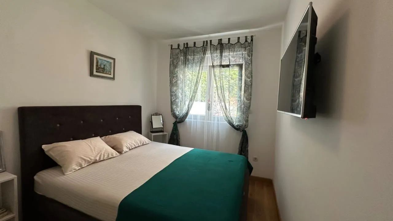 Izdavanje, jednosoban stan, 35m², Ljubović, Podgorica