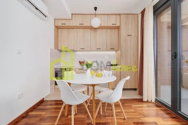 Prodaja, jednosoban stan, 50m², Kotor, Crna Gora